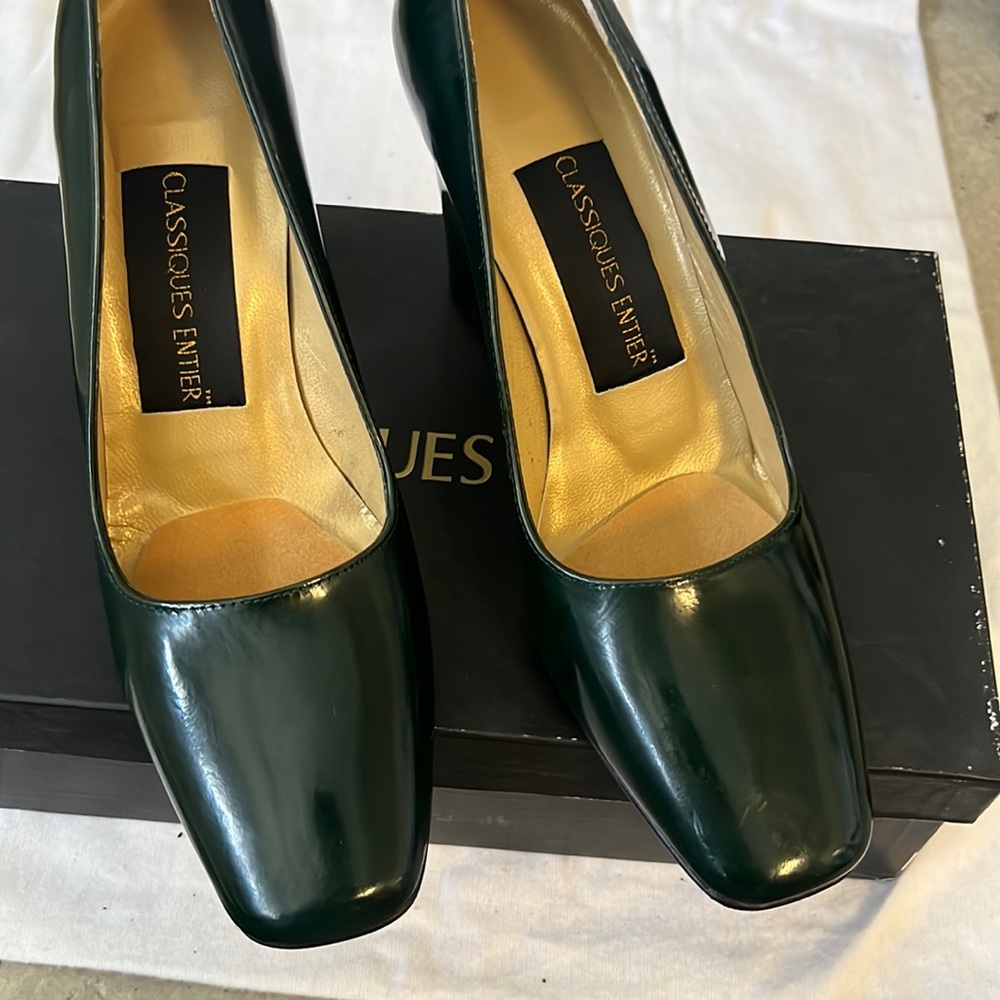 Classiques Entier Nevada Green heel made in Spain